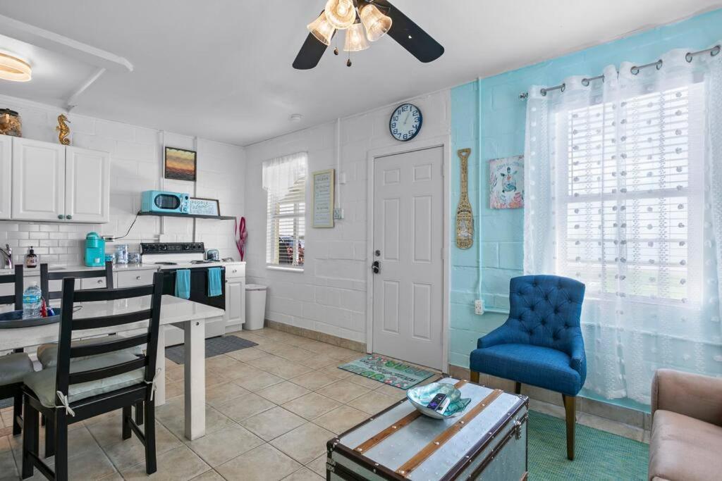 Mermaids Grotto Waterfront 1Br Apt With Bay View Villa Tampa Buitenkant foto